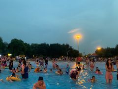 -欢乐水魔方水世界