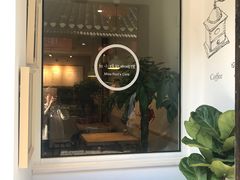 门面-红小姐咖啡馆(西津渡店)