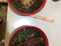 -小龙大肉面馆
