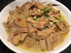 -吴越荣记苏州菜·松鼠桂鱼100%活鱼现做(斜塘老街店)