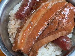 -梁阿婆廿年老牌扣肉糯米饭