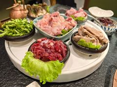 -得意咚瓜·顺德鱼生·冬瓜火锅(深圳首店)
