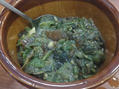 -湖南人家湘菜馆(镇江路店)