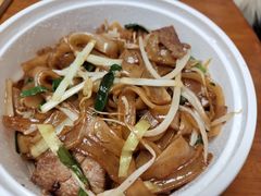 干炒牛河-粤仔湾砂锅粥(广益哥伦布店)