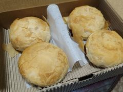 虾仁鲜肉月饼-梦菲思饼屋(瑞金宾馆店)