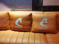 -皇马纯KTV·量贩·聚会(民治店)