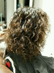 -苏豪路易士·嘉玛发廊