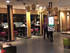 大堂-麦当劳(江湾镇店)