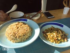 橄榄菜炒米饭-和雅集素食(景区店)