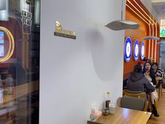 -狼狼一碗螺蛳粉·24小时营业