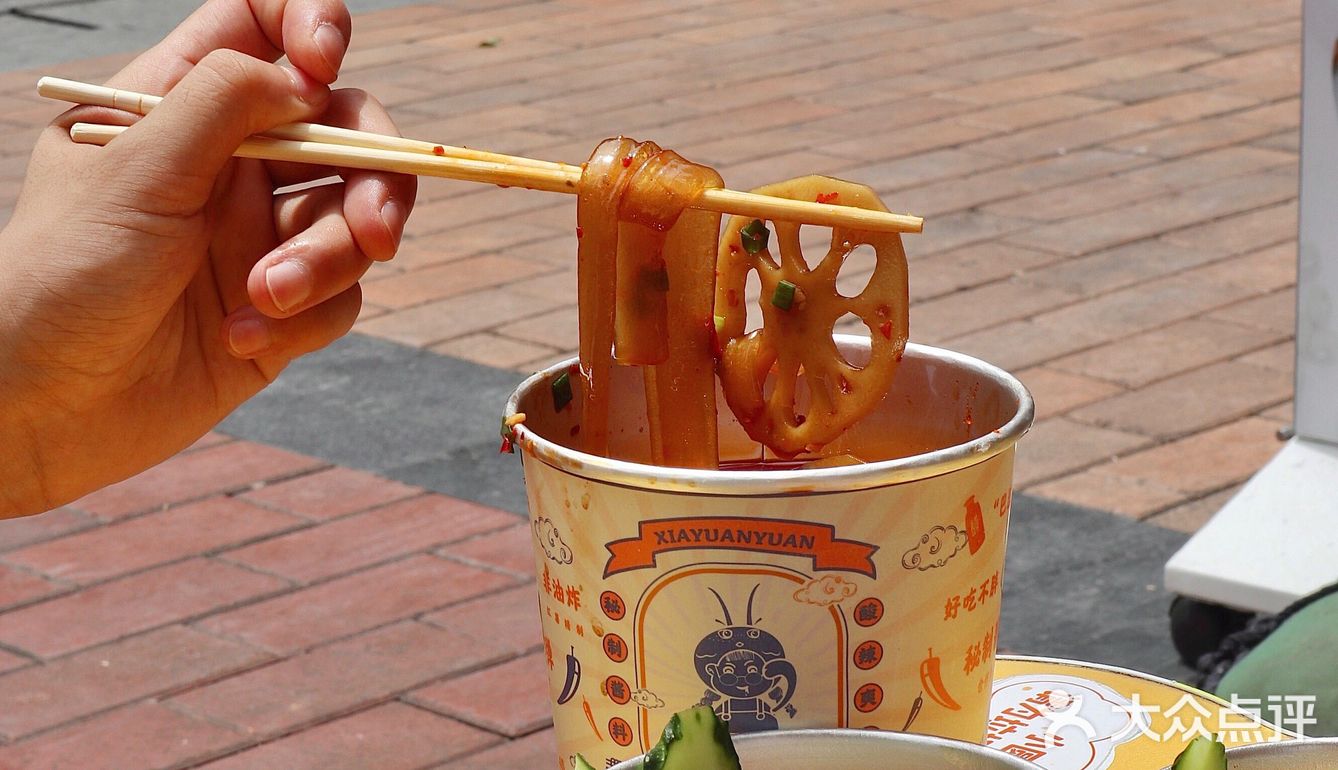 成都必吃🔥味道一绝的小火锅虾滑碗🦐虾圆圆