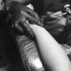 -墨無界刺青TATTOO