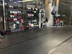 -威克健身游泳(万菱汇店)