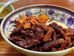 金牌半筋半肉面-旺泉餐饮店·清真牛肉面馆