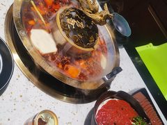 -炙爱鮮貨火锅(中东砂之船店)