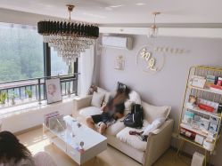 -첫번째 初见美学中心