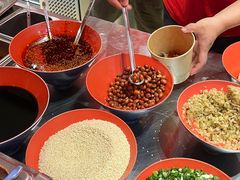 -鹤江桥·红油牛肉粉(SKP店)