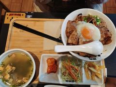 -熊吞·大碗丼烧肉饭(西市场嘉华店)