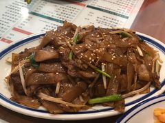 干炒牛河-小龍鳳餐室(番禺路店)