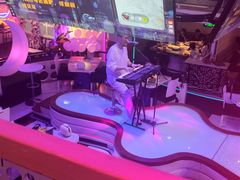 -巴特餐饮6加1音乐餐吧·新疆菜