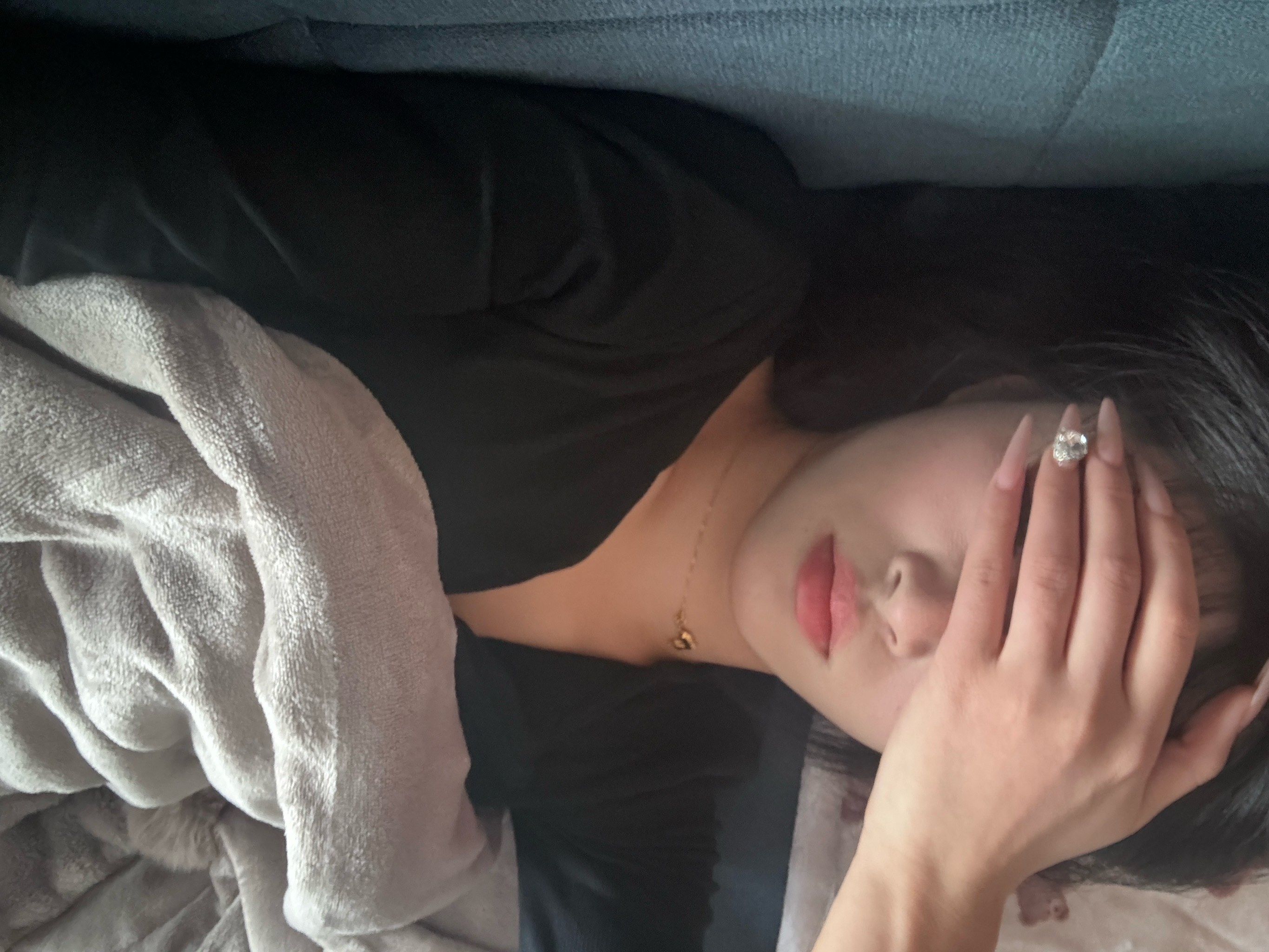 今天我只想赖床不起