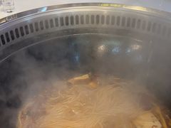 -哈尔滨烧烤·山河村铁锅炖(交大店)
