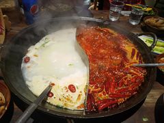 -周小明火锅(黑金冠社区店)