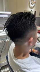 -PE SALON