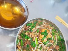 -正宗杨记普洱酸醋米线(总店)