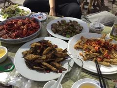 -满堂春特色餐馆