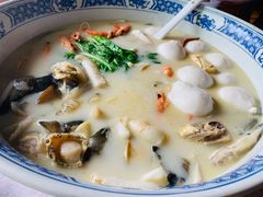极品八宝鱼头皇-山外山菜馆(玉泉路店)