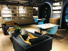 -光海书局(南京东路第一百货店)