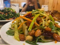 老虎菜-玫瑰红烤羊排(北新桥三条店)