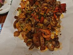 -东来菜馆•手抓海鲜家常菜•海鲜锅贴(鸽子窝店)