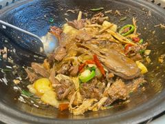 -锅当当铁锅炖烀饼王(长泰广场店)