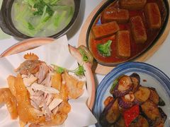 煲淋春菜-原味田园·客家菜·土窑鸡(中航城君尚购物中心店)