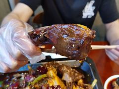 -炉小二铜锅牛蛙•川湘菜(三里屯店)