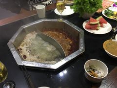 -重庆德庄火锅(体育中心店)