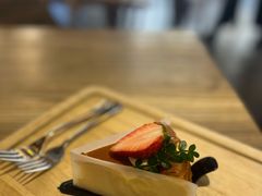-Common Table · Brunch & Coffee
