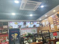 -手擀菠菜面(西康路店)