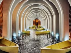 -涨巢·潮玩水疗局