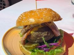 -DEEP·美式餐吧(五棵松华熙LIVE店)