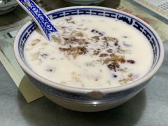 椰汁牛奶桃胶-恒信牛奶甜品(南京总店)
