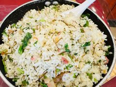 -侬佳蒸菜馆(听潮店)