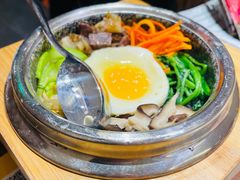 -明洞阿姨·韩式酱蟹烤肉·创意料理(三元桥店)