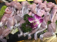 -三人行骨头王火锅(长寿店)