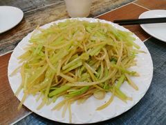-柴窝堡玉兰辣子鸡(碱泉三街店)