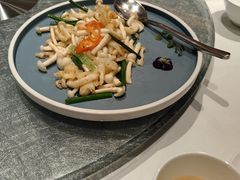 珊瑚菇炒蟹肉-和苑酒家·一线江景(星寰店)