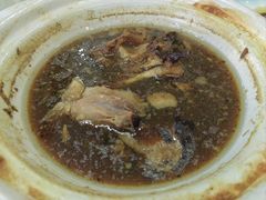 -老码头黑皮肘子锅包肉熏酱水饺(文政街店)