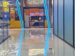 -爱蹦iBOON蹦床运动馆(江汉店)